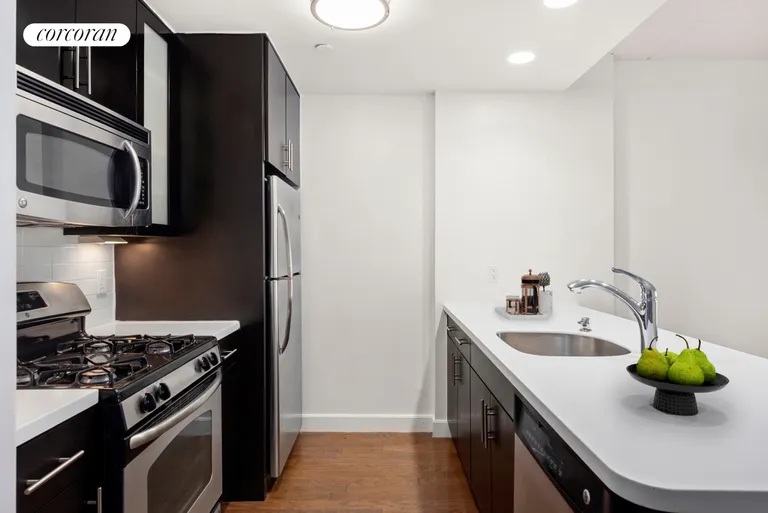 New York City Real Estate | View 4118 Crescent Street, 4F | room 4 | View 5