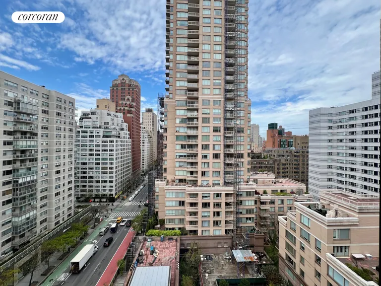 New York City Real Estate | View 210 East 68th Street, 14G | room 2 | View 3