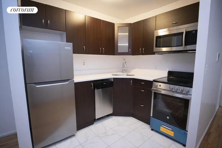 New York City Real Estate | View 220 West 14th Street, 4D | room 2 | View 3
