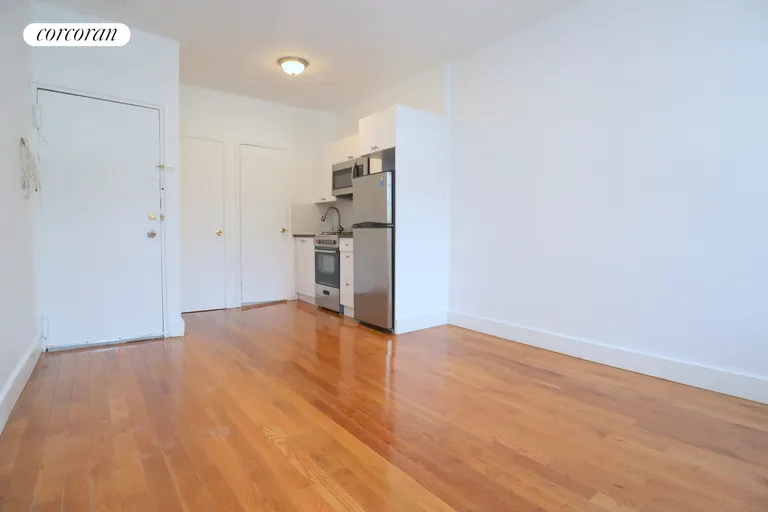 New York City Real Estate | View 424 East 14th Street, 3E | room 2 | View 3