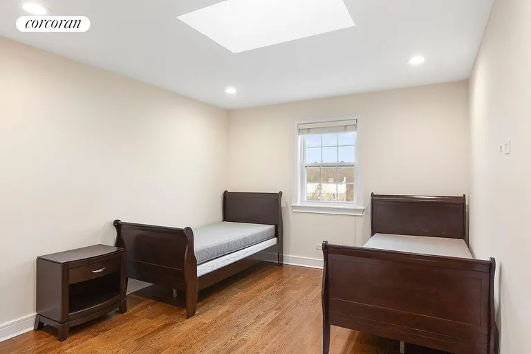 New York City Real Estate | View 6049 Huxley Avenue, 4 | room 2 | View 3