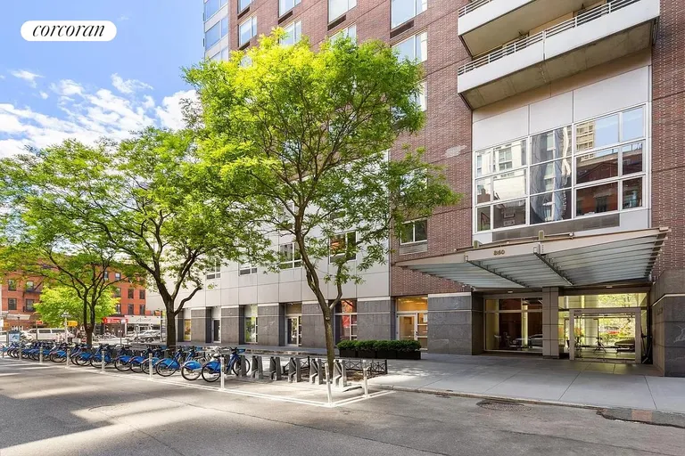New York City Real Estate | View 360 East 88th Street, PH2B | room 16 | View 17