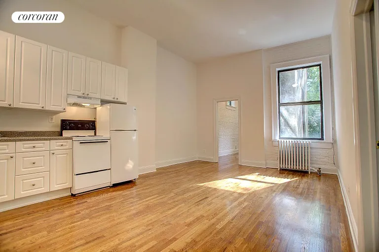 New York City Real Estate | View 304 West 30th Street, 11 | 2 Beds, 1 Bath | View 1