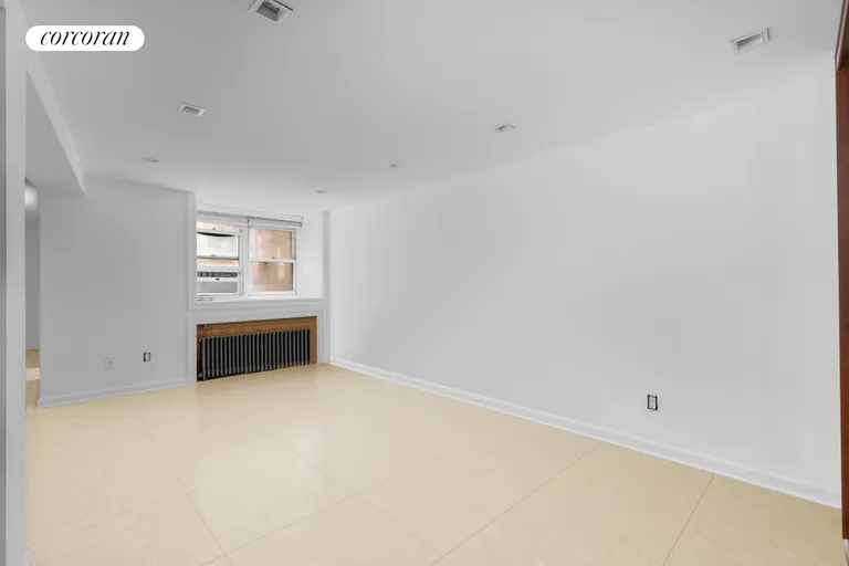 New York City Real Estate | View 267 West 90th Street, 1R | room 7 | View 8