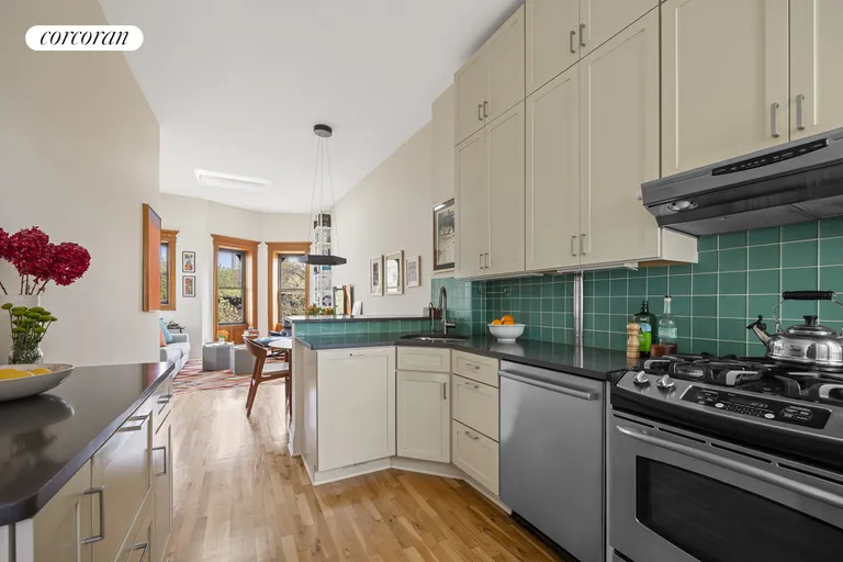 New York City Real Estate | View 22 Lincoln Place, 4L | room 5 | View 6