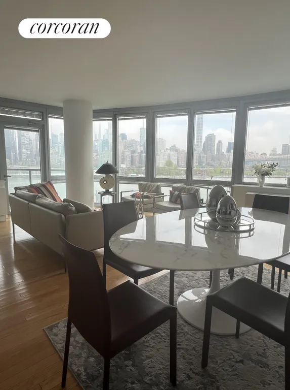 New York City Real Estate | View 4545 Center Boulevard, 810 | room 4 | View 5