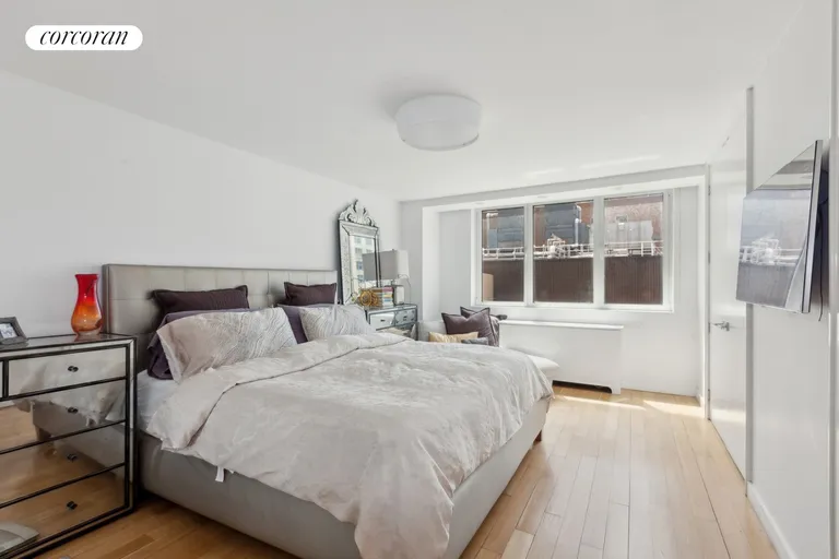 New York City Real Estate | View 45 West 67th Street, 9GH | room 9 | View 10