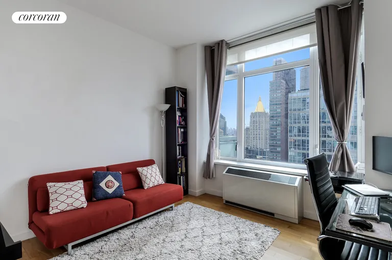 New York City Real Estate | View 325 Fifth Avenue, 36F | room 3 | View 4