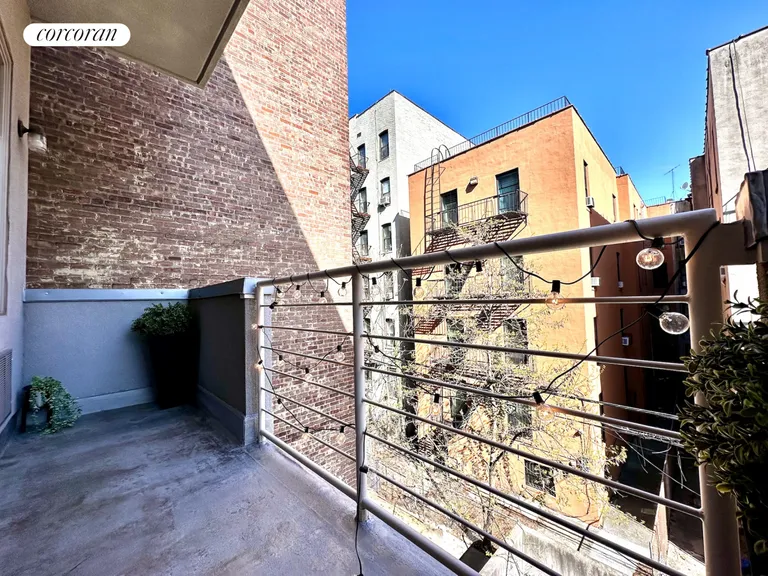 New York City Real Estate | View 59 Hawthorne Street, 3E | room 6 | View 7
