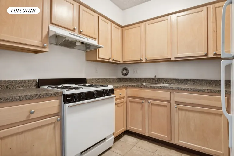 New York City Real Estate | View 113 West 117th Street, 2 | room 2 | View 3