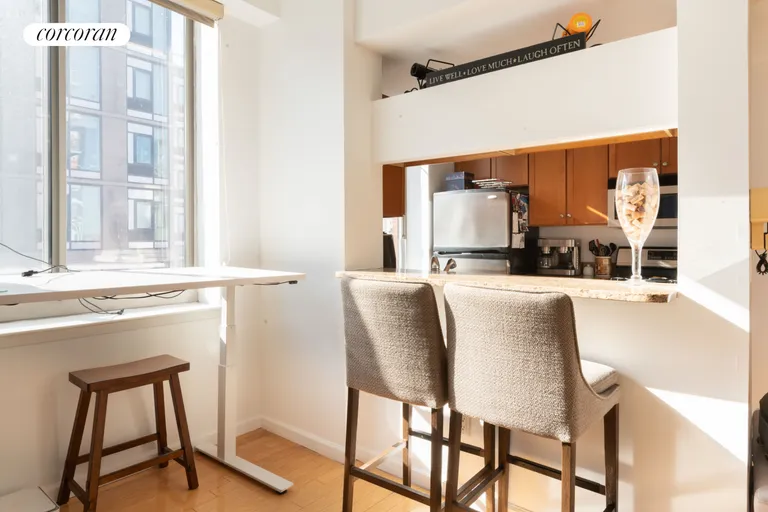New York City Real Estate | View 520 West 23rd Street, 10F | room 2 | View 3