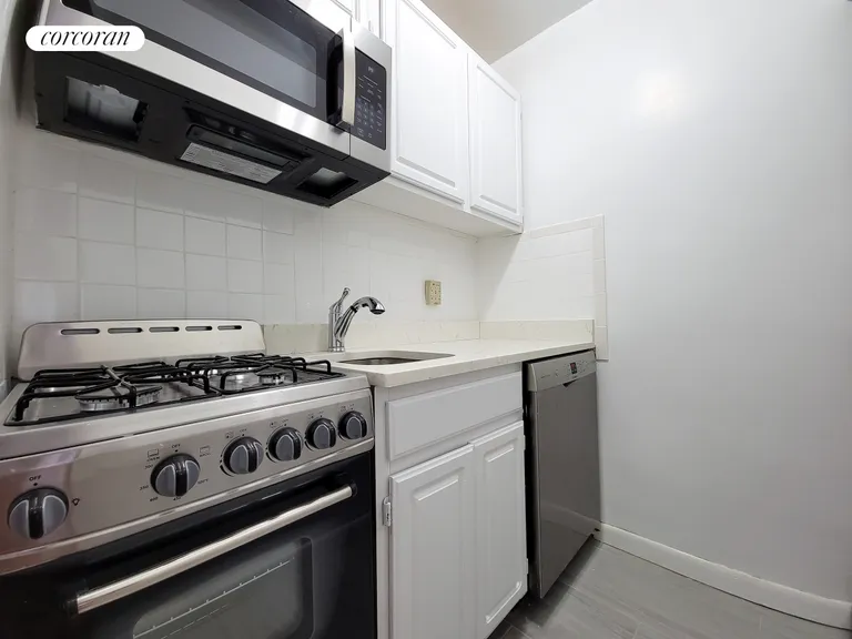 New York City Real Estate | View 328 East 77th Street, 1A | room 2 | View 3