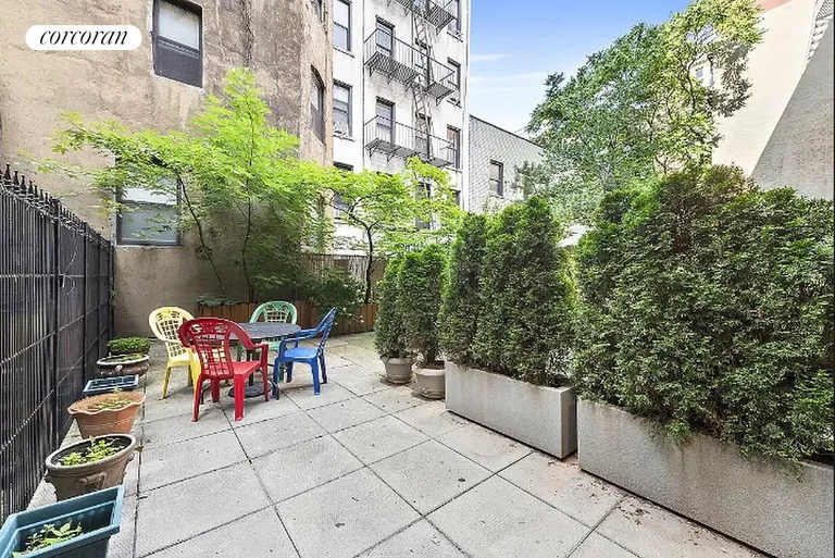 New York City Real Estate | View 150 East 27th Street, 1H | room 1 | View 2