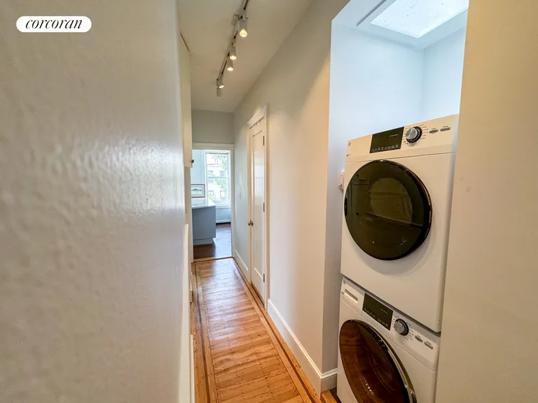 New York City Real Estate | View 220 Windsor Place, 2 | room 5 | View 6