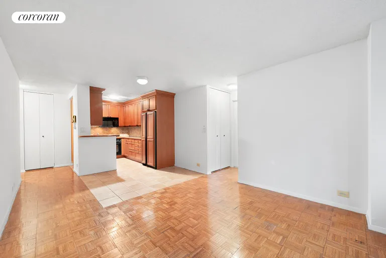 New York City Real Estate | View 445 Fifth Avenue, 16F | Living Room | View 8