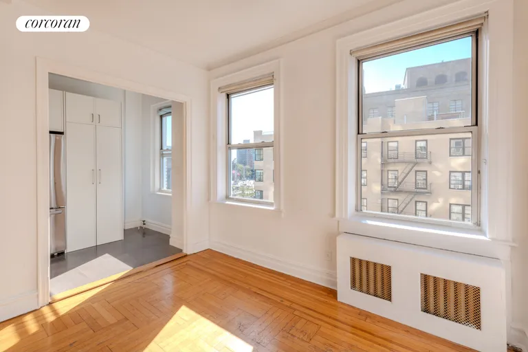 New York City Real Estate | View 41 Eastern Parkway, 5C | room 2 | View 3
