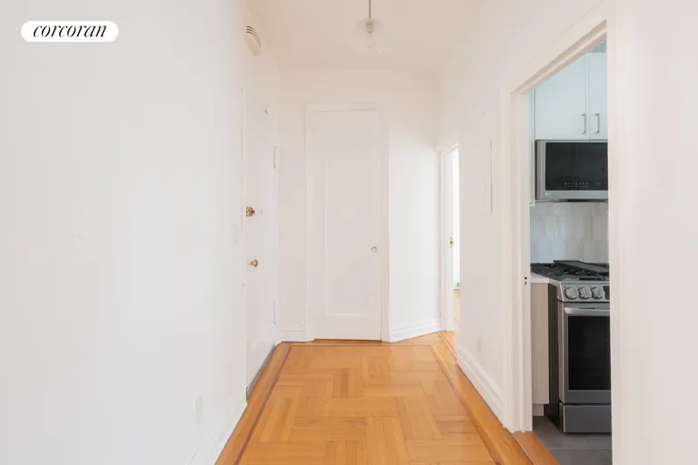 New York City Real Estate | View 41 Eastern Parkway, 5C | room 4 | View 5