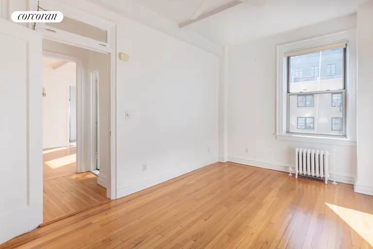 New York City Real Estate | View 41 Eastern Parkway, 5C | room 7 | View 8