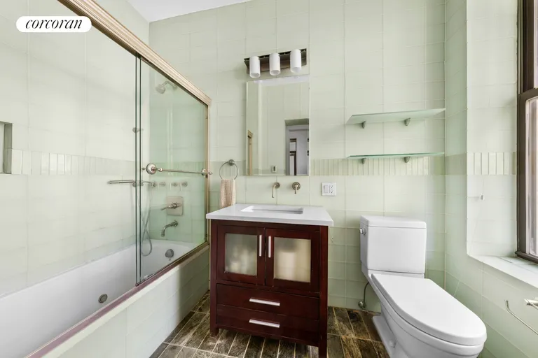 New York City Real Estate | View 345 East 50th Street, 4F | Full Bathroom | View 10
