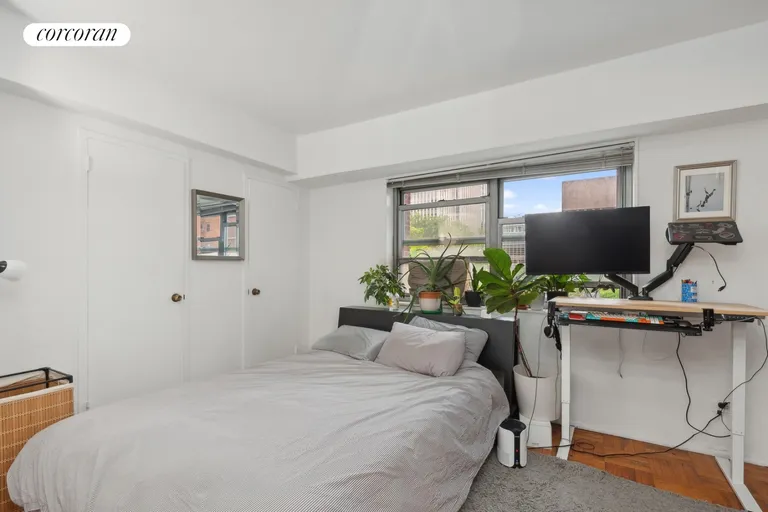 New York City Real Estate | View 225 Adams Street, 5G | room 3 | View 4