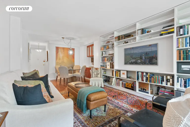 New York City Real Estate | View 1270 Fifth Avenue, 3G | Living Room | View 2