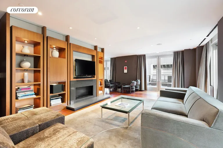 New York City Real Estate | View 400 Fifth Avenue, 42E | Lounge | View 6
