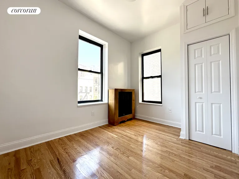 New York City Real Estate | View 201 West 106th Street, 10 | room 5 | View 6