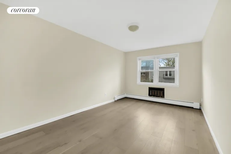 New York City Real Estate | View 39-54 51st Street, 2 | room 13 | View 14