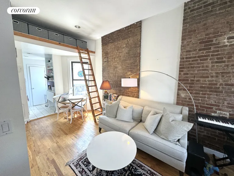 New York City Real Estate | View 80 Thompson Street, 16 | room 1 | View 2