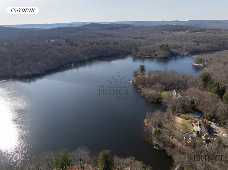 New York City Real Estate | View 24 Beaver Pond Road | room 22 | View 23