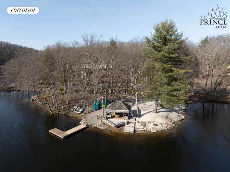 New York City Real Estate | View 24 Beaver Pond Road | room 23 | View 24