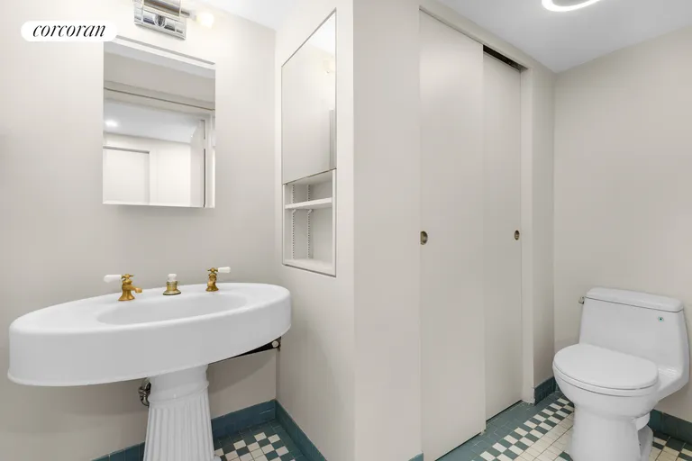 New York City Real Estate | View 64 Jane Street, 1 | Full Bathroom | View 11