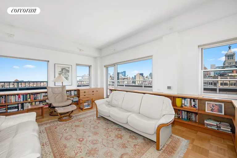 New York City Real Estate | View 70 East 10th Street, PHD | room 1 | View 2