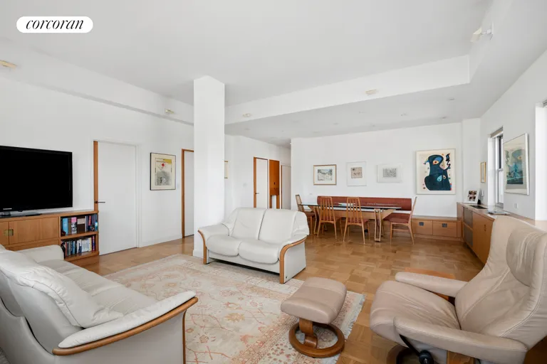 New York City Real Estate | View 70 East 10th Street, PHD | room 3 | View 4