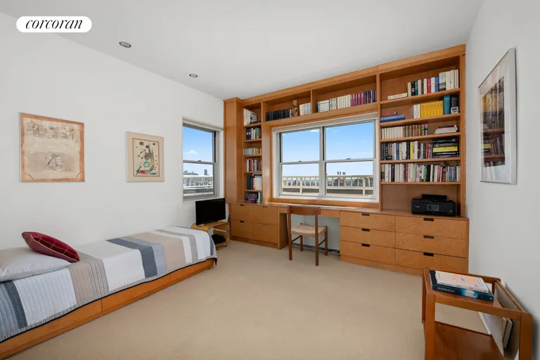 New York City Real Estate | View 70 East 10th Street, PHD | room 6 | View 7