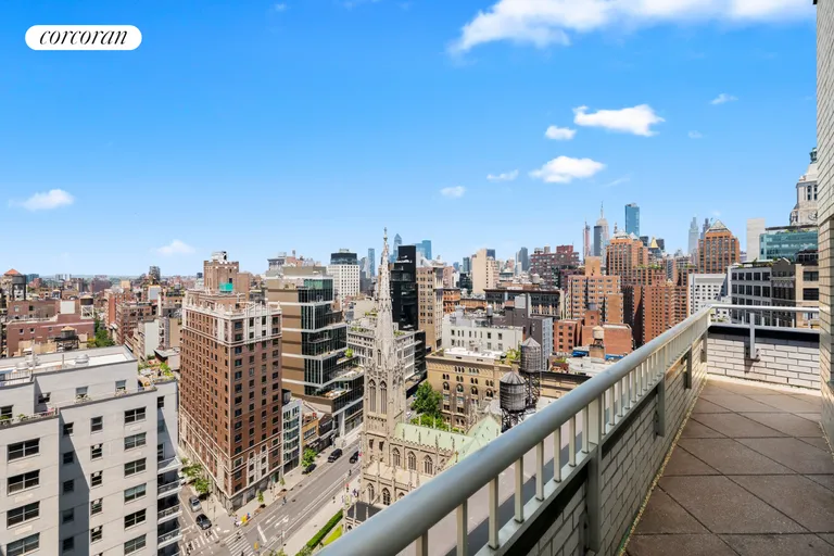 New York City Real Estate | View 70 East 10th Street, PHD | room 16 | View 17