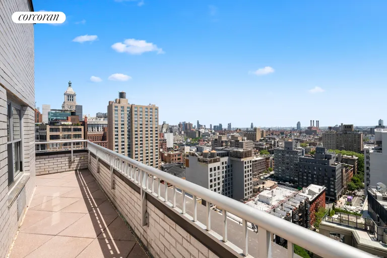 New York City Real Estate | View 70 East 10th Street, PHD | room 19 | View 20