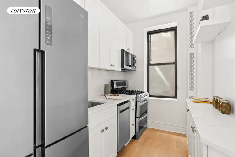 New York City Real Estate | View 925 Union Street, 1A | room 2 | View 3