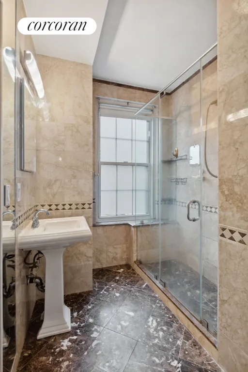 New York City Real Estate | View 77 Park Avenue, 2B | Full Bathroom | View 6