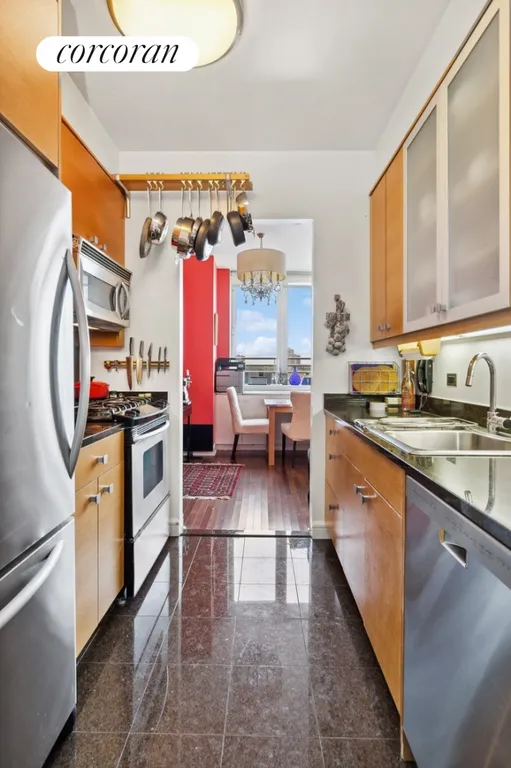 New York City Real Estate | View 120 Riverside Boulevard, 16F | room 4 | View 5