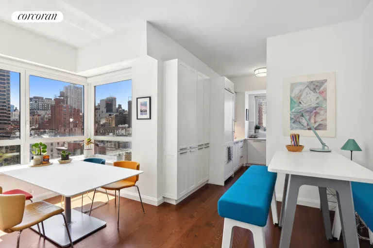 New York City Real Estate | View 200 East 94th Street, 902 | room 1 | View 2