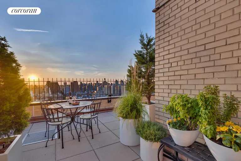 New York City Real Estate | View 239 Central Park West, PHB | room 21 | View 22