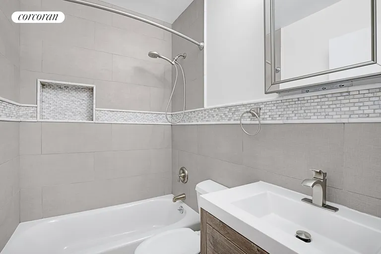 New York City Real Estate | View 107 Avenue A, 5R | room 1 | View 2