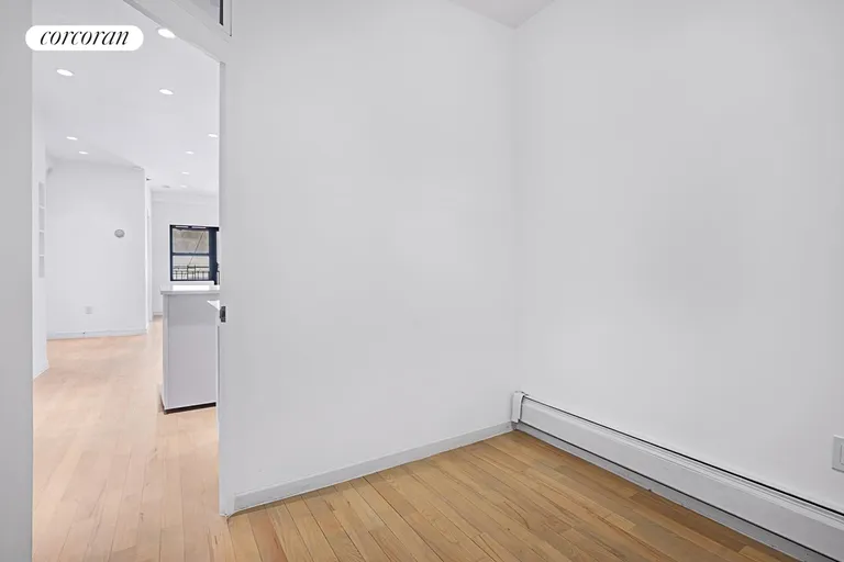 New York City Real Estate | View 107 Avenue A, 5R | room 2 | View 3