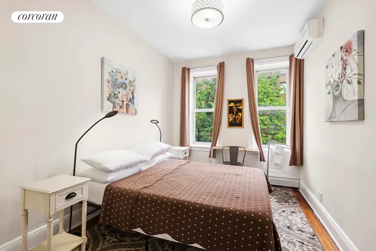 New York City Real Estate | View 990 Carroll Street, 2F | Bedroom | View 2