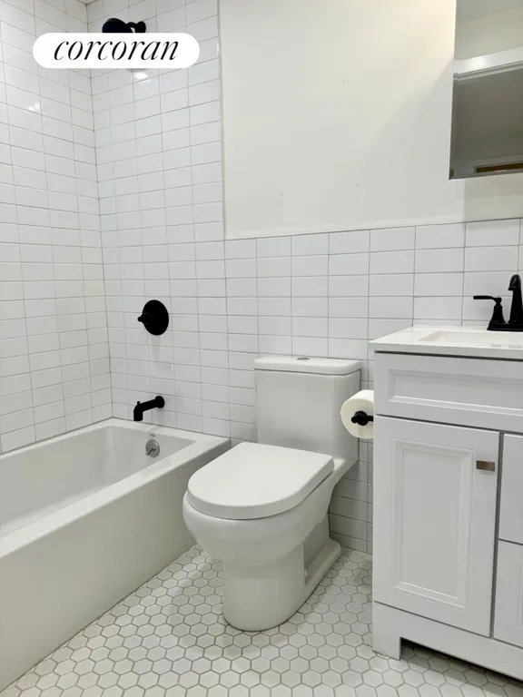 New York City Real Estate | View 1113 Greene Avenue, GL | Full Bathroom | View 5
