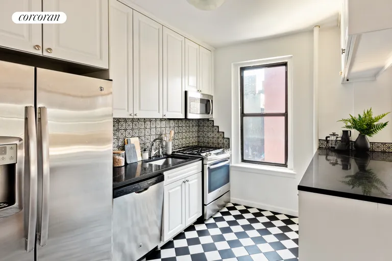 New York City Real Estate | View 99 East 4th Street, 4F | room 2 | View 3