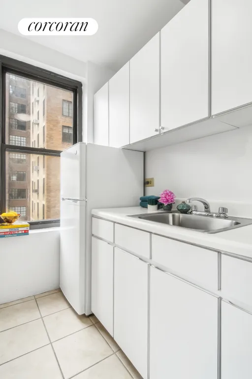 New York City Real Estate | View 200 West 16th Street, 6J | room 4 | View 5