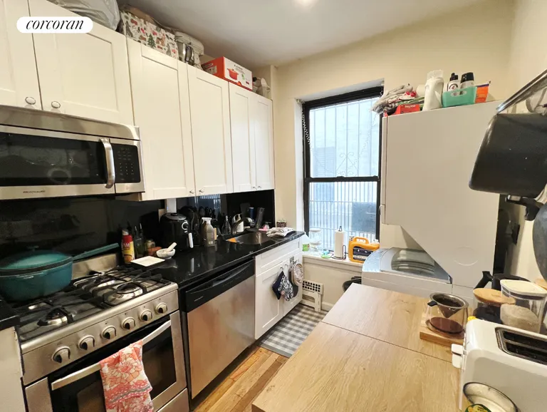 New York City Real Estate | View 807 8th Avenue, 1F | room 13 | View 14