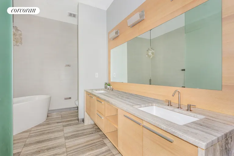New York City Real Estate | View 85 Leonard Street, 4 | Full Bathroom | View 10